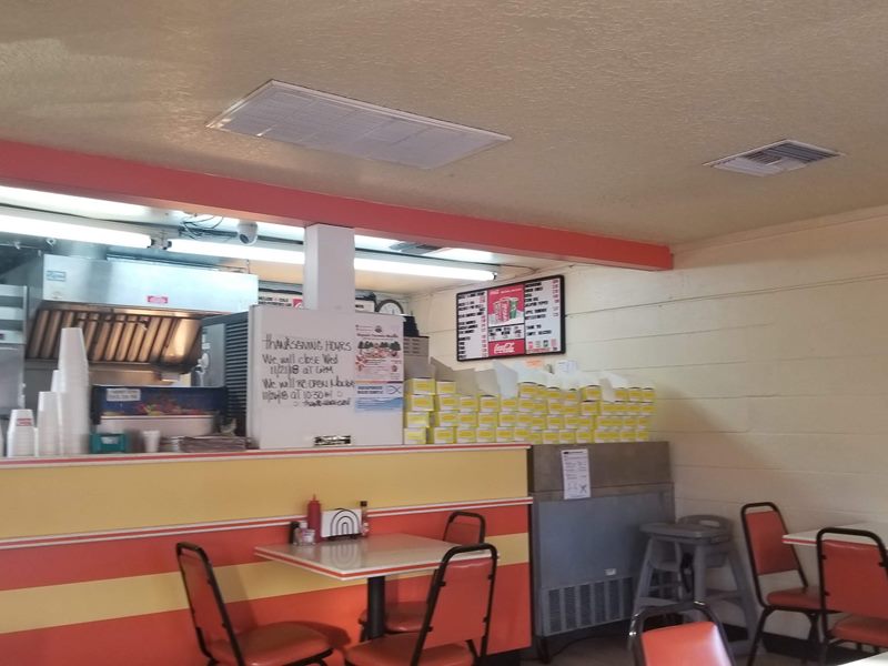 Maryland Fried Chicken interior