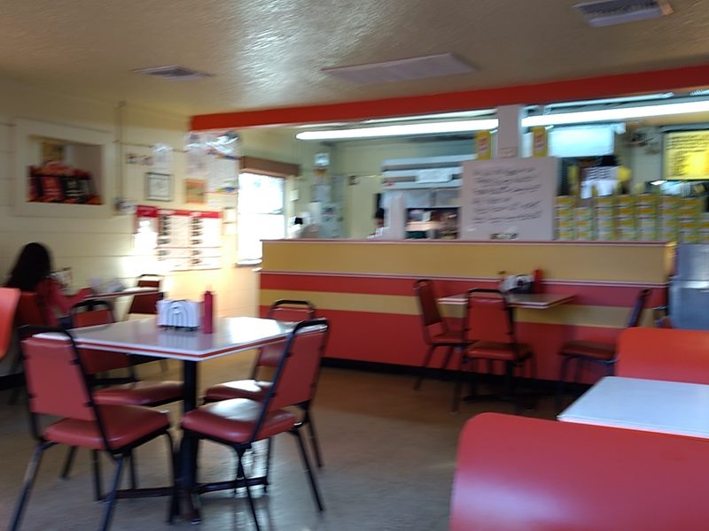 Maryland Fried Chicken interior